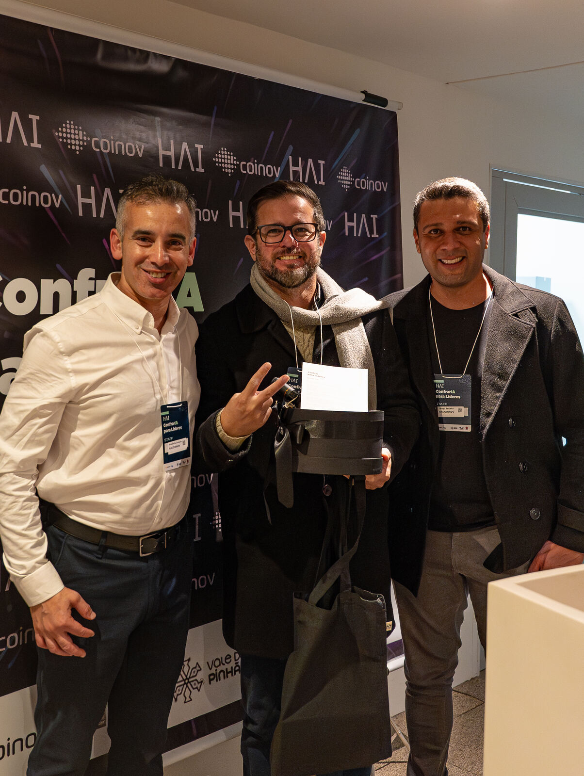 Networking entre participantes da ConfrarIA